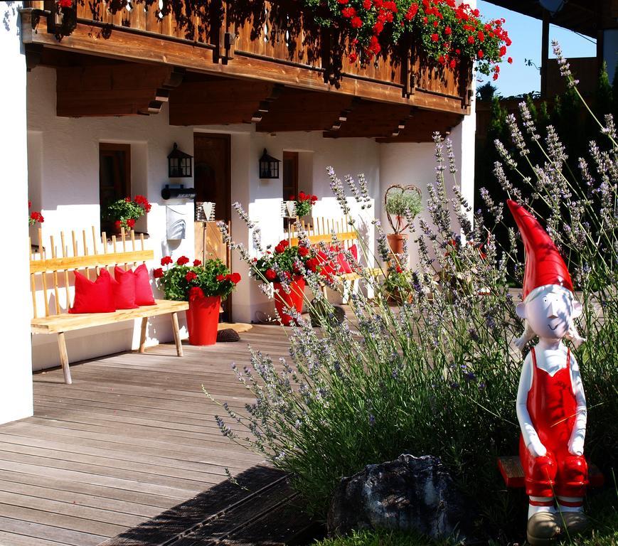 Alpenferienwohnung Strickner Neustift im Stubaital Habitación foto